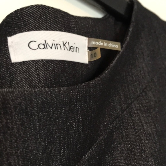 Calvin Klein - Picture 1 of 7